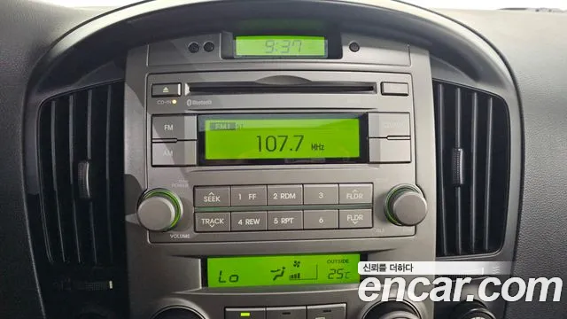 Hyundai Starex 2011 thumb 4
