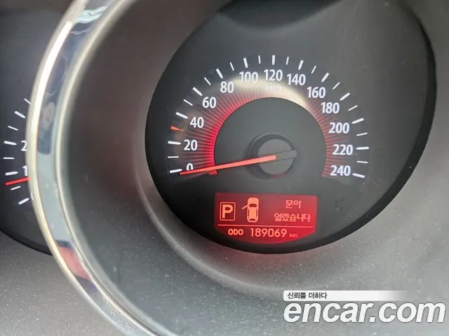 Kia Sorento 2009 thumb 11