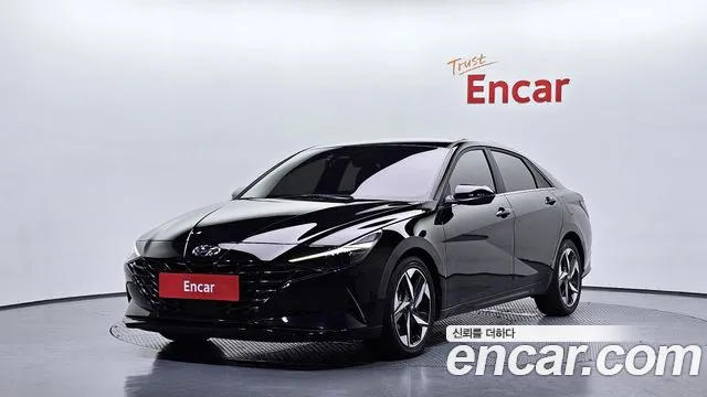 Hyundai Elantra 2023 thumb 2