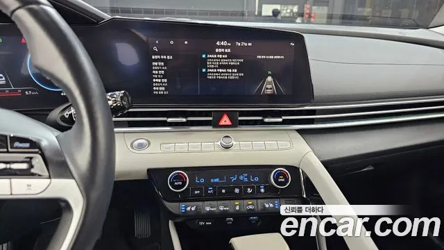 Hyundai Elantra 2023 thumb 8