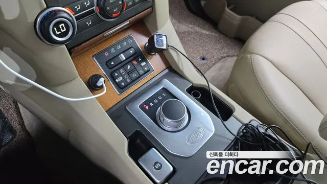 Land Rover Discovery 2015 thumb 4