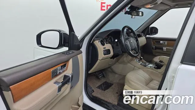Land Rover Discovery 2015 thumb 3