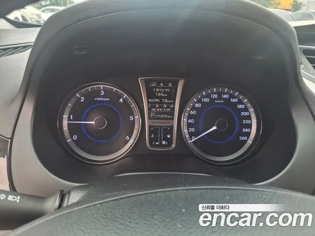 Hyundai Grandeur 2015 thumb 2
