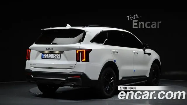 Kia Sorento 2024 thumb 4