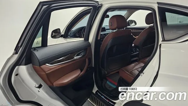 BMW X6 2015 thumb 12