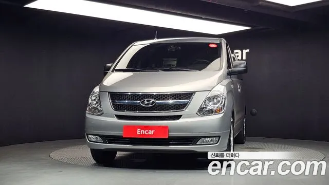 Hyundai Staria 2015 thumb 2