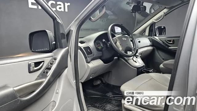 Hyundai Staria 2015 thumb 10