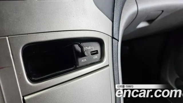 Hyundai Staria 2015 thumb 11