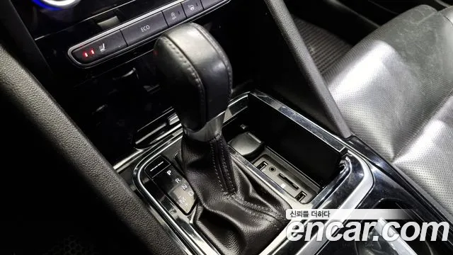 Renault SM6 2016 thumb 6