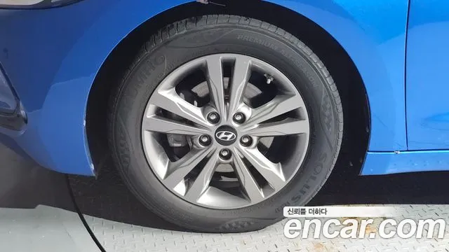 Hyundai Avante 2016 thumb 2