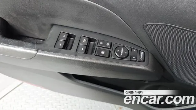 Hyundai Avante 2016 thumb 10