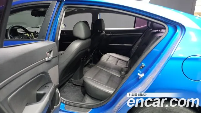 Hyundai Avante 2016 thumb 11
