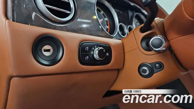Bentley Flying Spur 2013 thumb 12