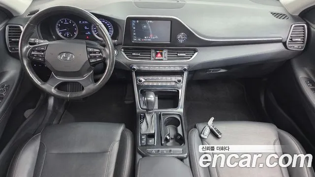 Hyundai Grandeur 2018 thumb 12