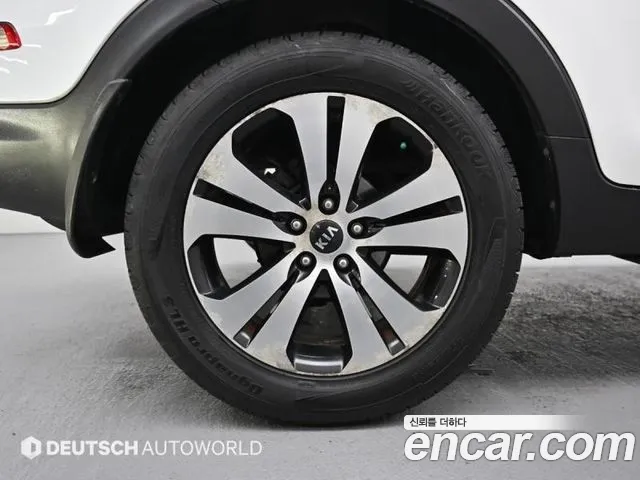 Kia Sportage 2011 thumb 7