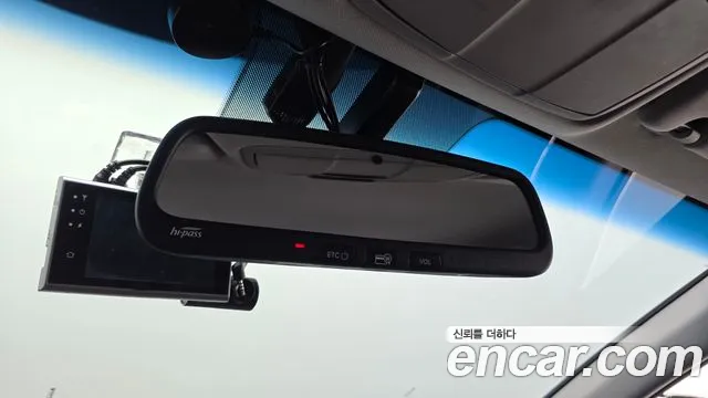 Hyundai Grandeur 2017 thumb 12