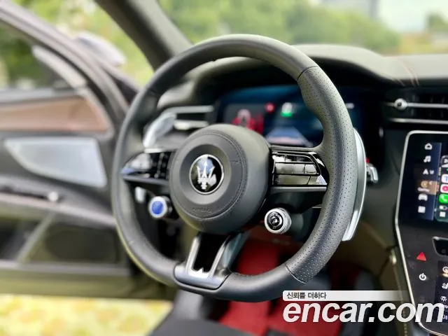 Maserati Grecale 2025 thumb 9