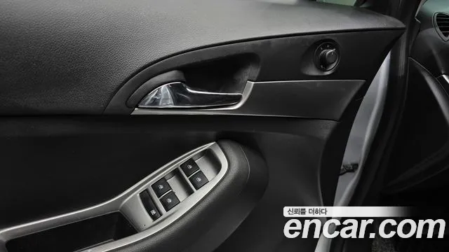 Chevrolet Orlando 2015 thumb 8