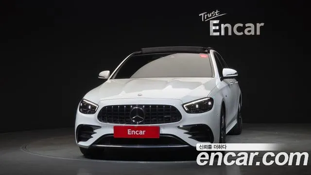 Mercedes-Benz E-Class 2021 thumb 12