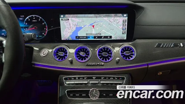 Mercedes-Benz E-Class 2021 thumb 4