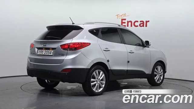 Hyundai ix 2010 thumb 9
