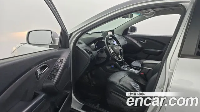 Hyundai ix 2010 thumb 10