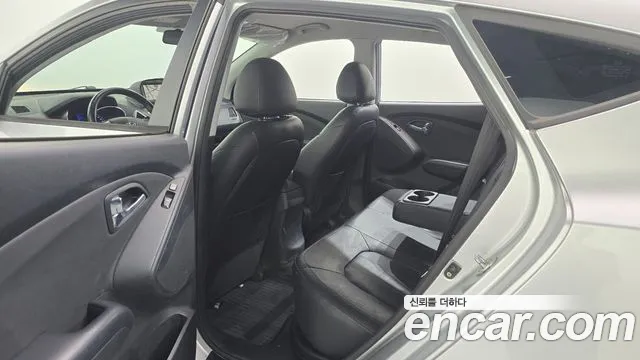 Hyundai ix 2010 thumb 6