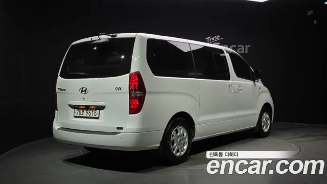 Hyundai Staria 2013 thumb 8