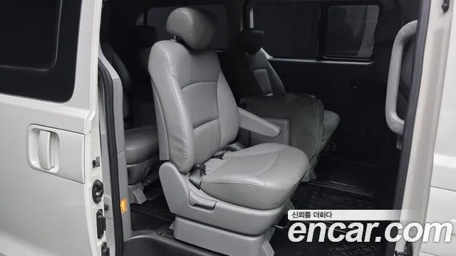 Hyundai Staria 2013 thumb 10