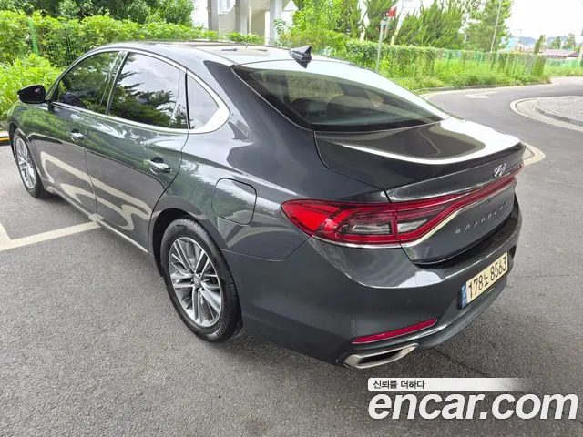 Hyundai Grandeur 2018 thumb 10