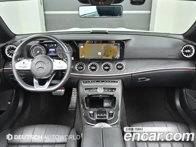 Mercedes-Benz E-Class 2019 thumb 9