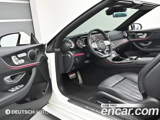 Mercedes-Benz E-Class 2019 thumb 8