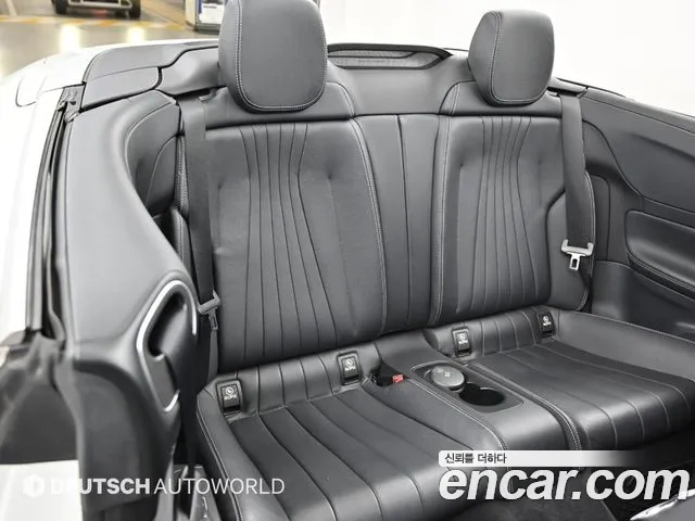 Mercedes-Benz E-Class 2019 thumb 11