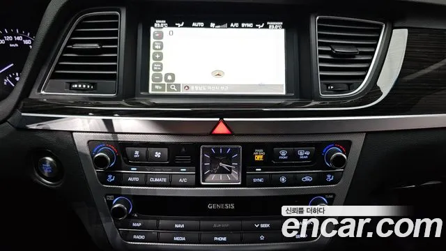 Genesis G80 2019 thumb 11