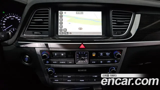 Genesis G80 2019 thumb 2