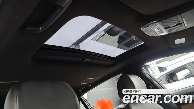 Genesis G90 2019 thumb 8