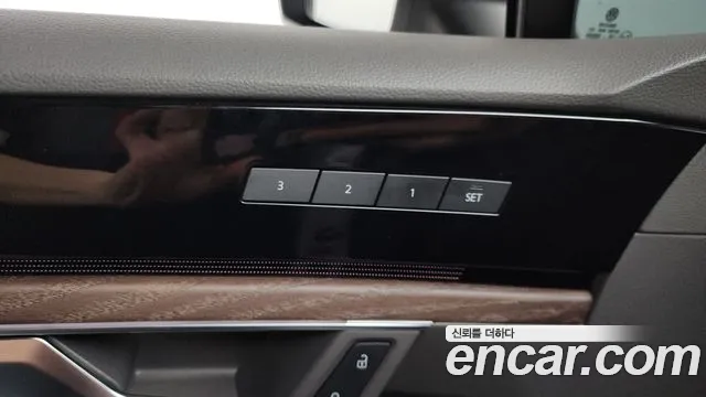Volkswagen Touareg 2023 thumb 10