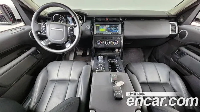Land Rover Discovery 2019 thumb 8