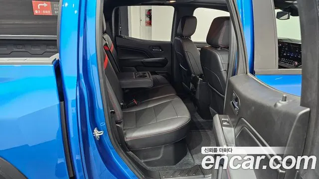 Chevrolet Colorado 2024 thumb 10