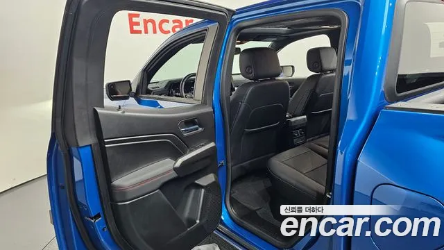 Chevrolet Colorado 2024 thumb 9