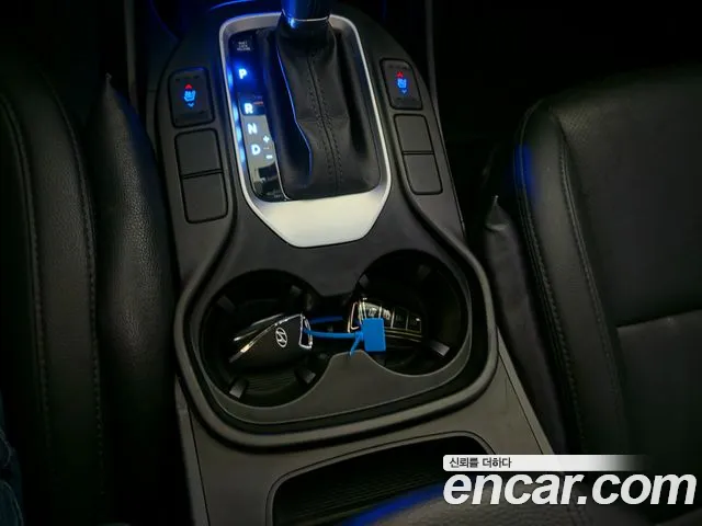 Hyundai Santafe 2015 thumb 6