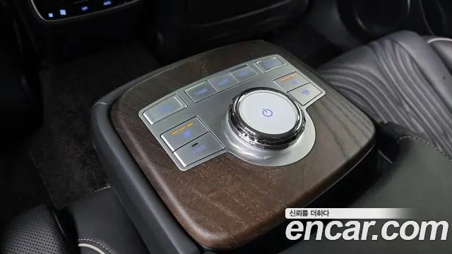 Genesis G80 2023 thumb 11