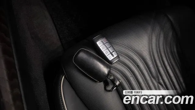 Genesis G80 2020 thumb 4