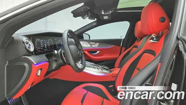 Mercedes-Benz AMG GT 2025 thumb 5