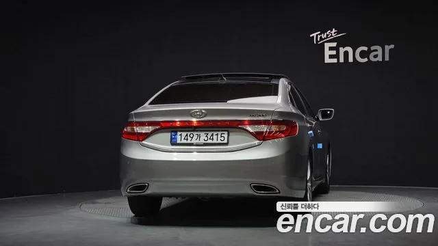 Hyundai Grandeur 2012 thumb 11