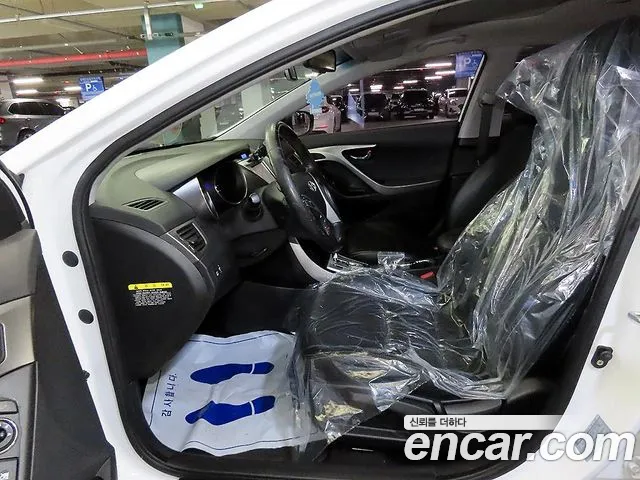 Hyundai Avante 2011 thumb 10