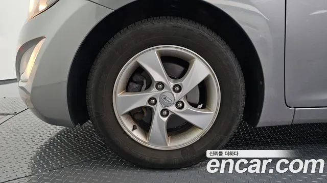 Hyundai Elantra 2014 thumb 8