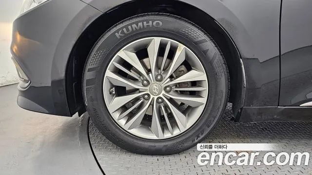 Hyundai Grandeur 2015 thumb 10