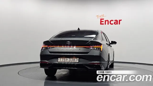 Hyundai Elantra 2020 thumb 4