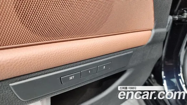 BMW 5 серии 2016 thumb 7